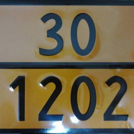 Знак бензовоза 1202 (НОВОГО ОБРАЗЦА) Знаки полосы 